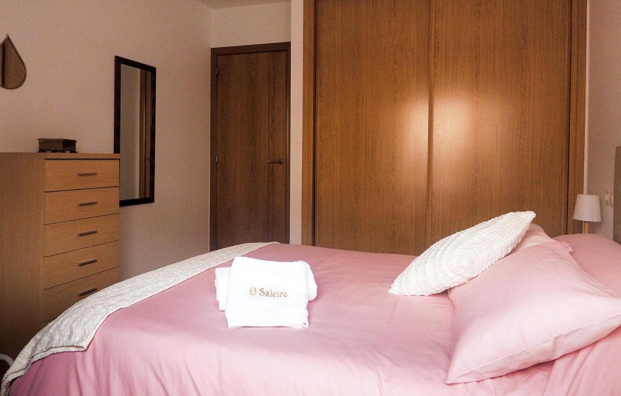 Apartamento O Saleiro Padrón Eksteriør billede